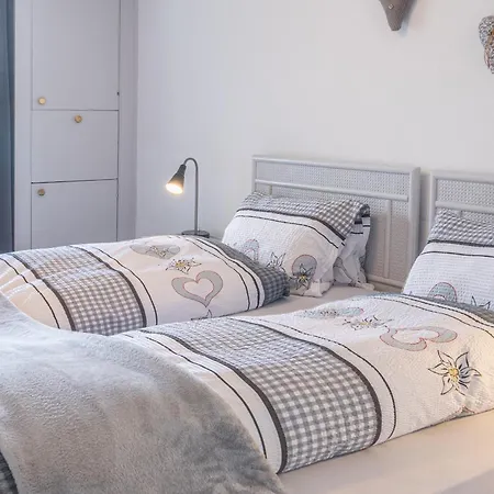 Guest house Double By Interlaken. Parking